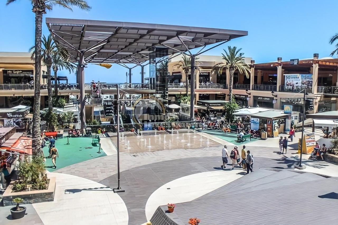 Apartment On The Plaza Alicante Bagian luar foto