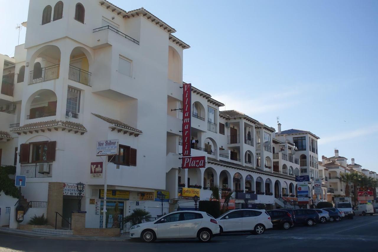 Apartment On The Plaza Alicante Bagian luar foto